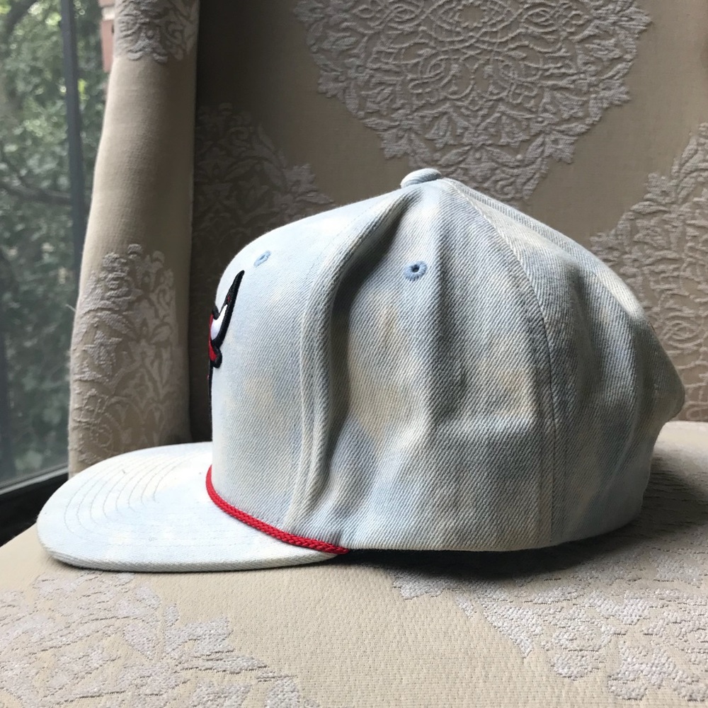 Mitchell and Ness NBA Chicago Bulls SnapBack - Picture 2 of 5